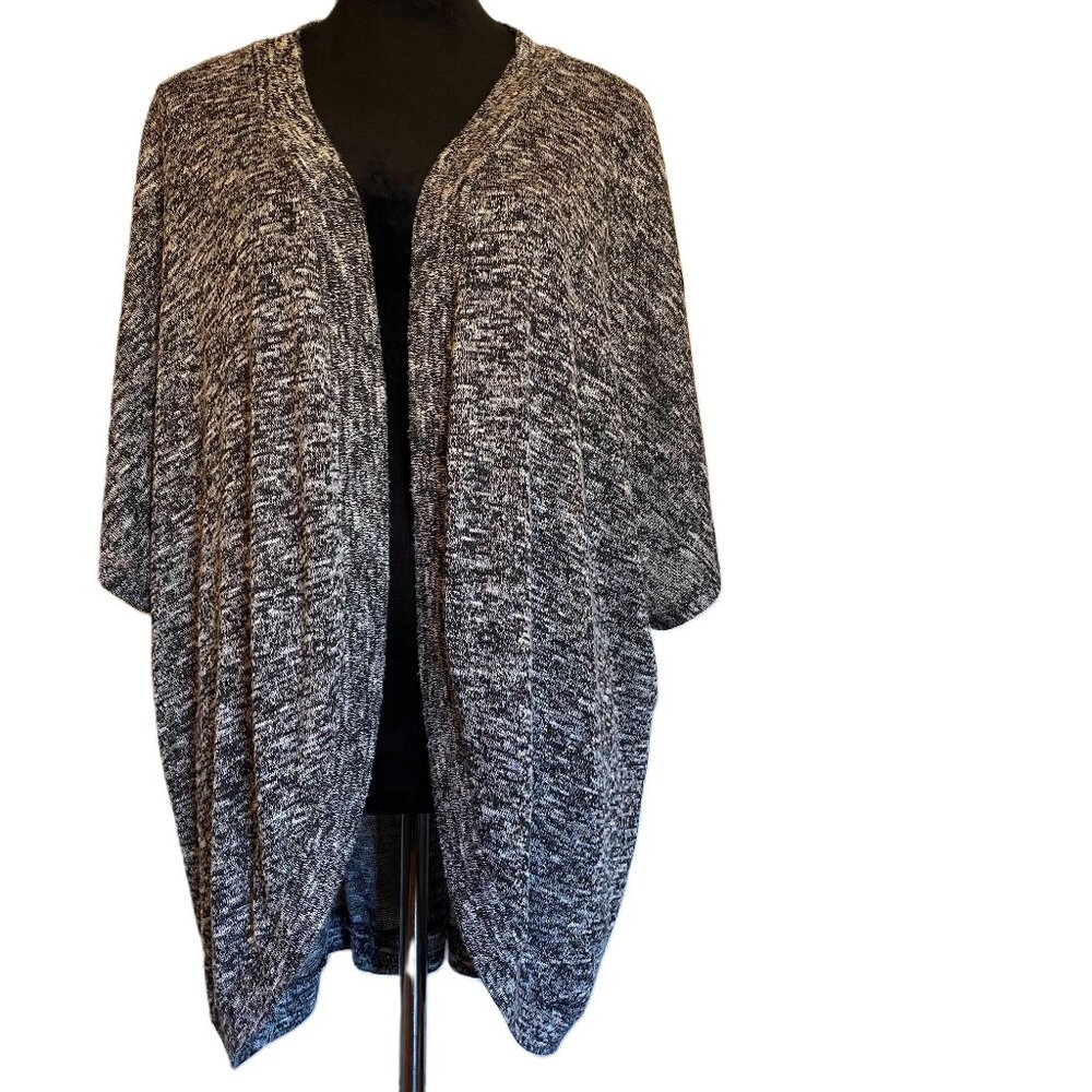 Lane Bryant SZ 18/20 Women's Black White Gray Dolman Sleeve Open Front Cardigan